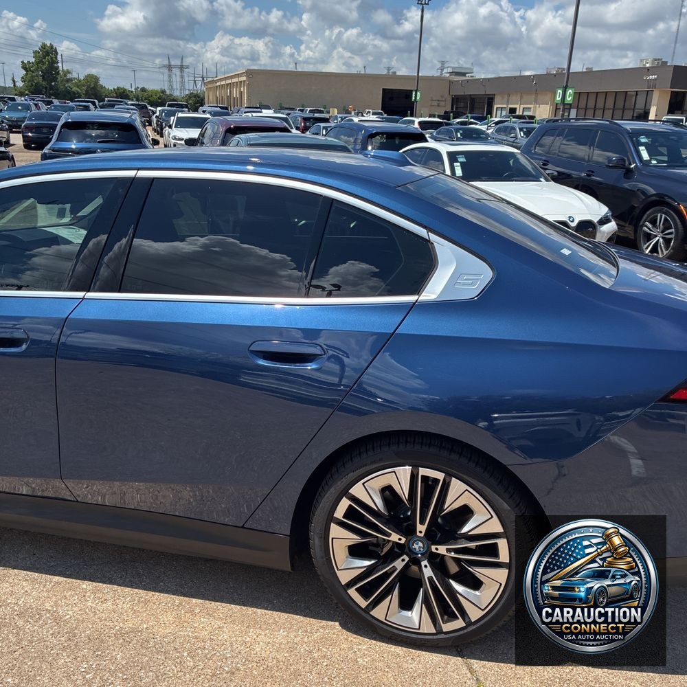 2025 BMW i5 xDrive40