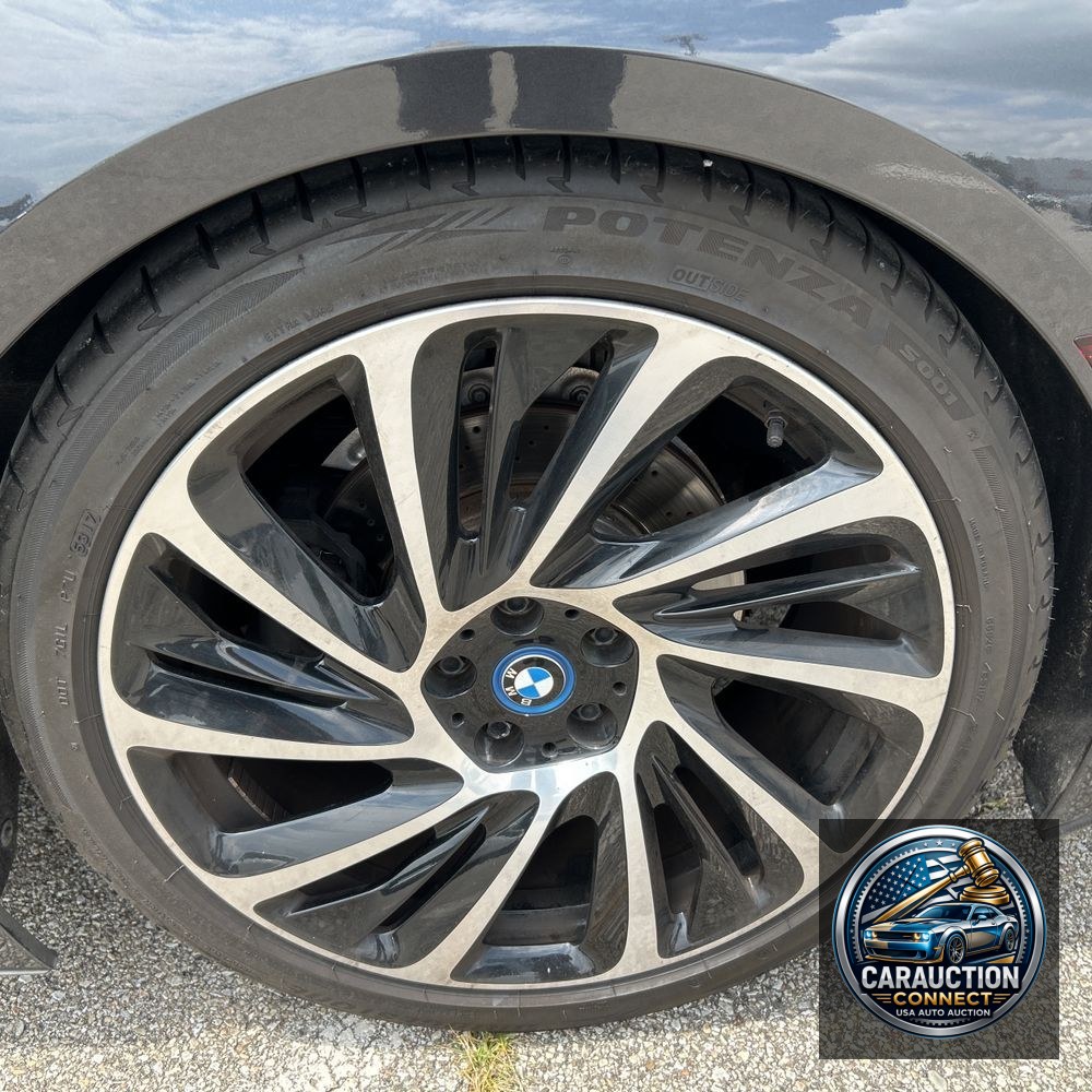 2014 BMW i8