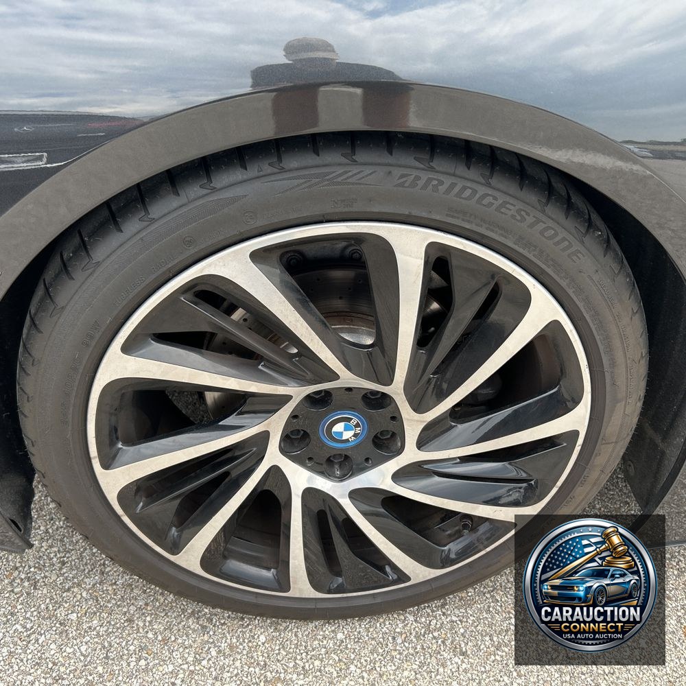 2014 BMW i8