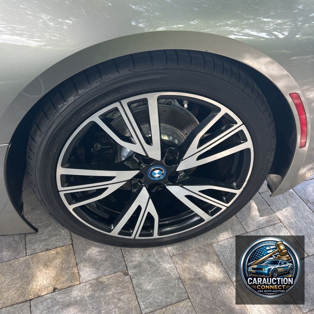 2019 BMW i8