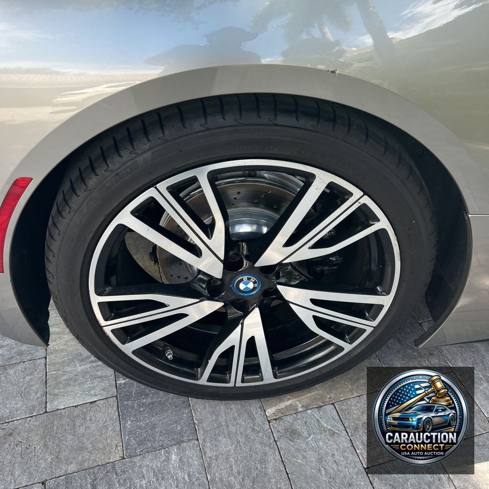 2019 BMW i8