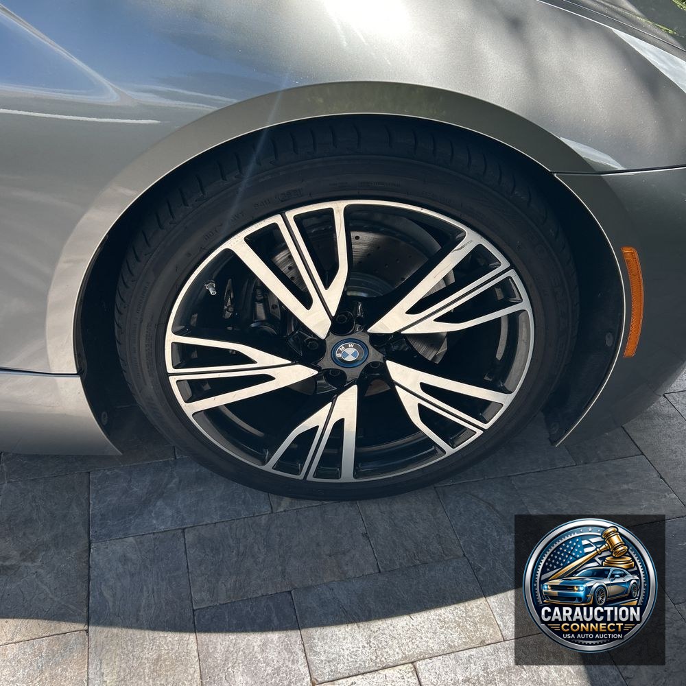 2019 BMW i8