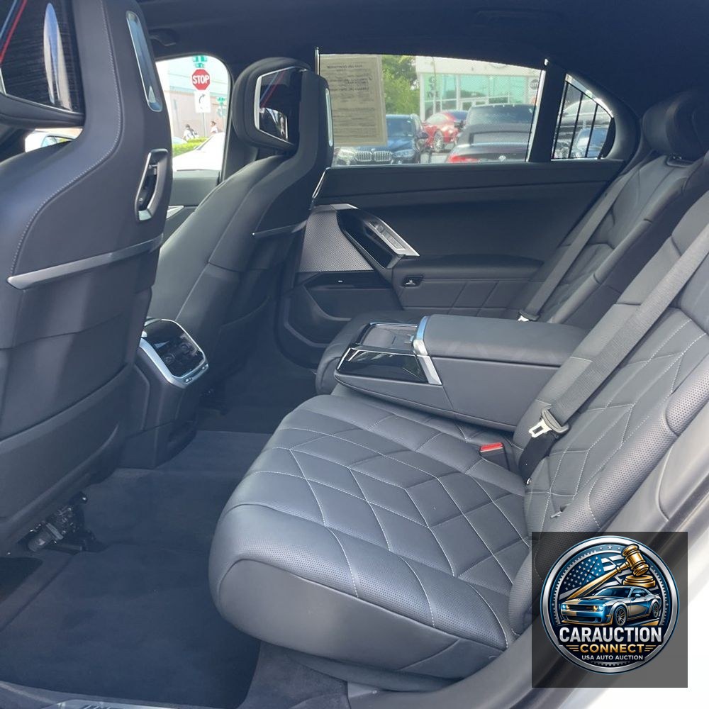 2024 BMW i7 eDrive50