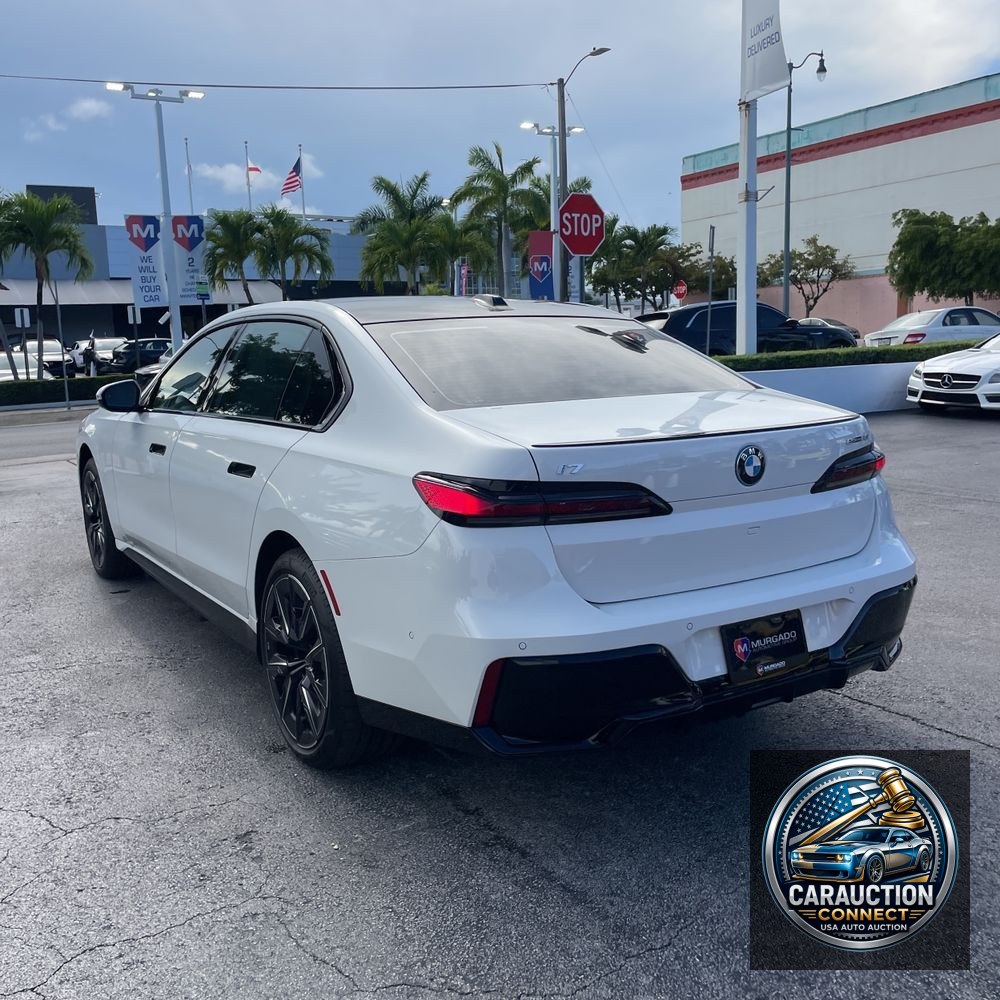 2024 BMW i7 eDrive50
