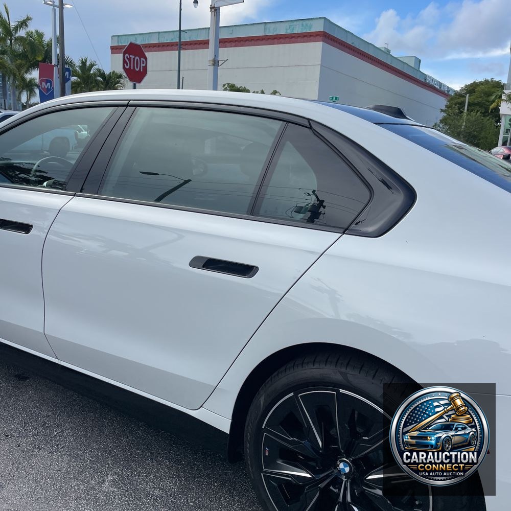 2024 BMW i7 eDrive50