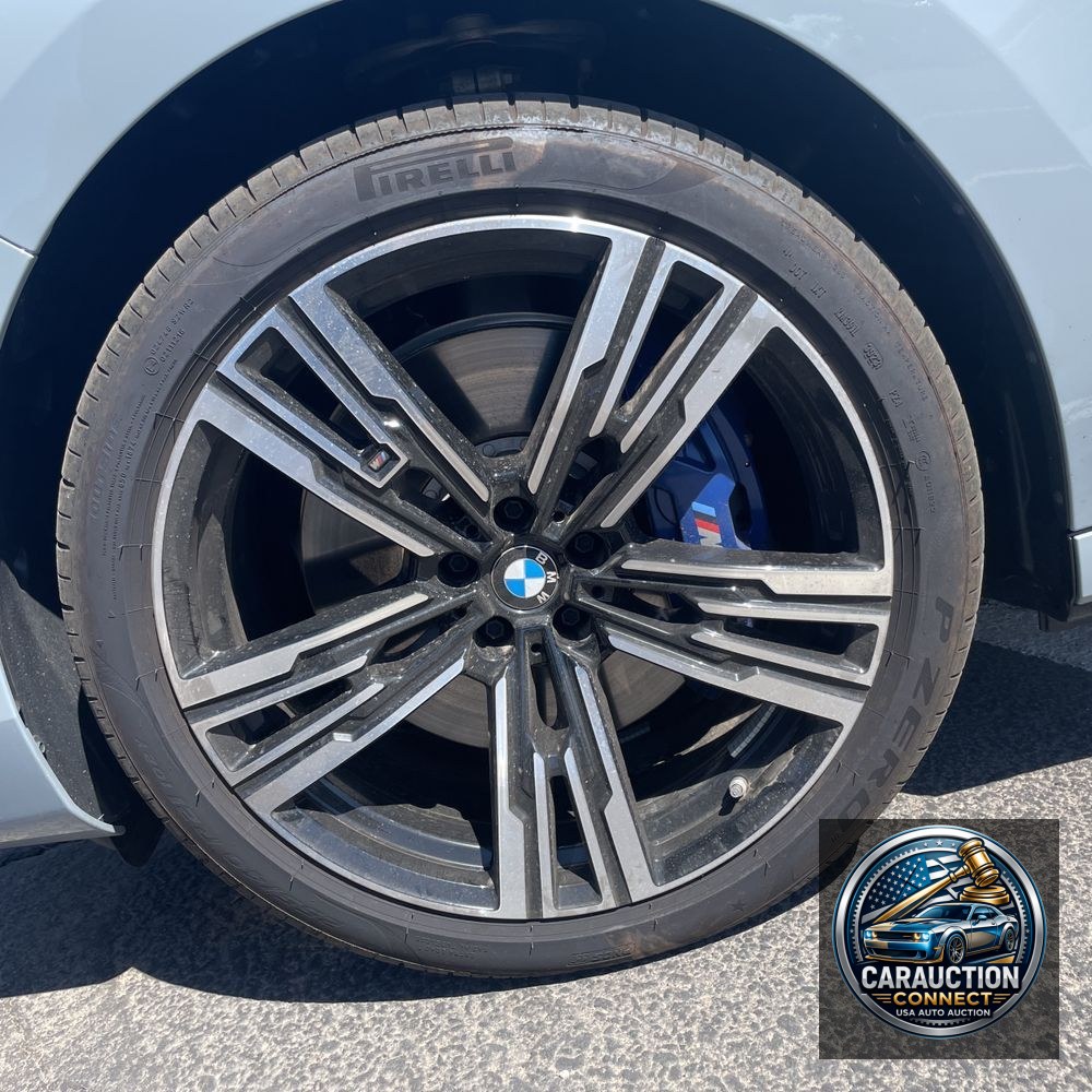 2024 BMW i7 M70
