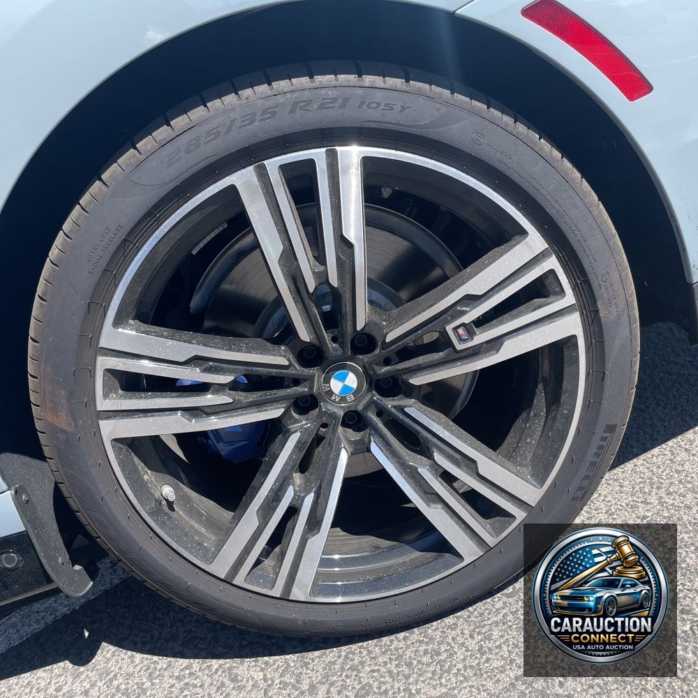 2024 BMW i7 M70