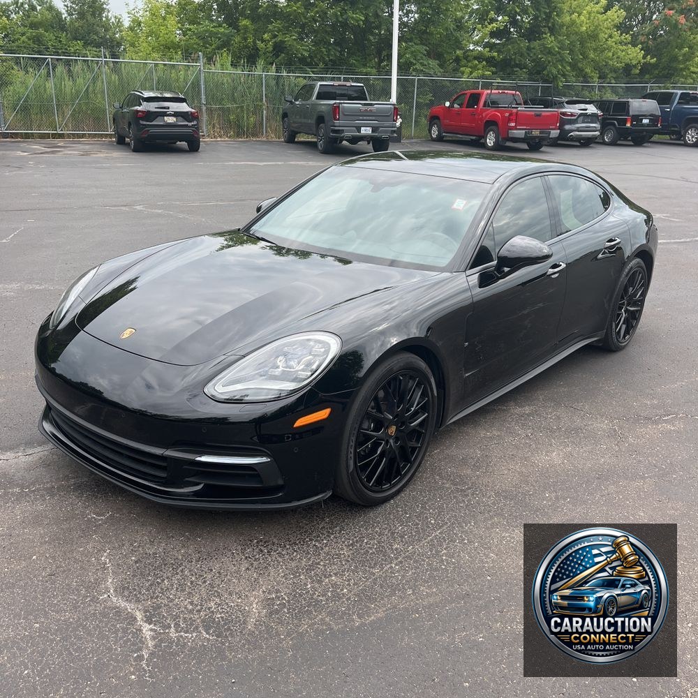 2018 Porsche Panamera 4