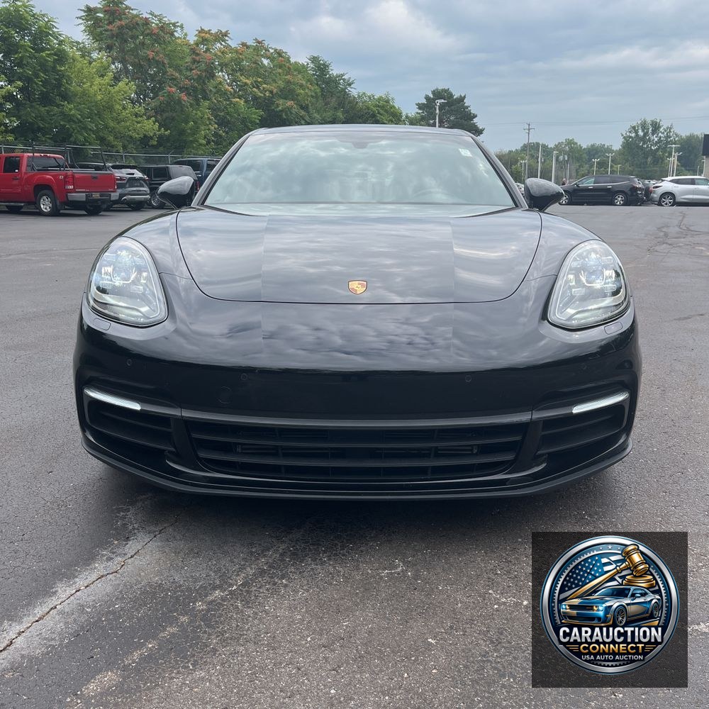2018 Porsche Panamera 4