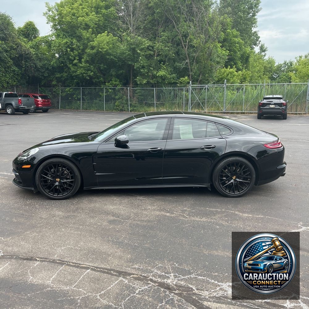 2018 Porsche Panamera 4