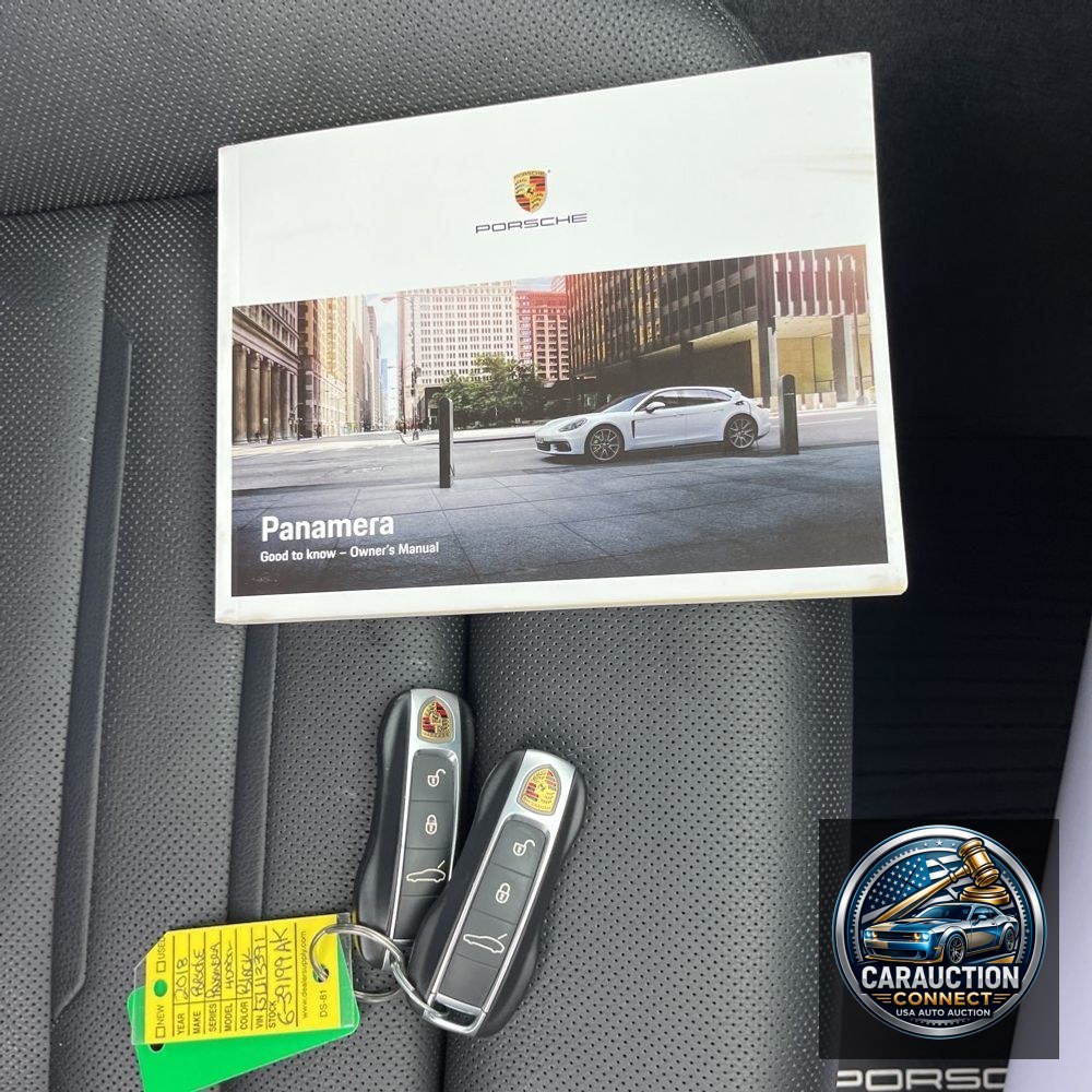2018 Porsche Panamera 4