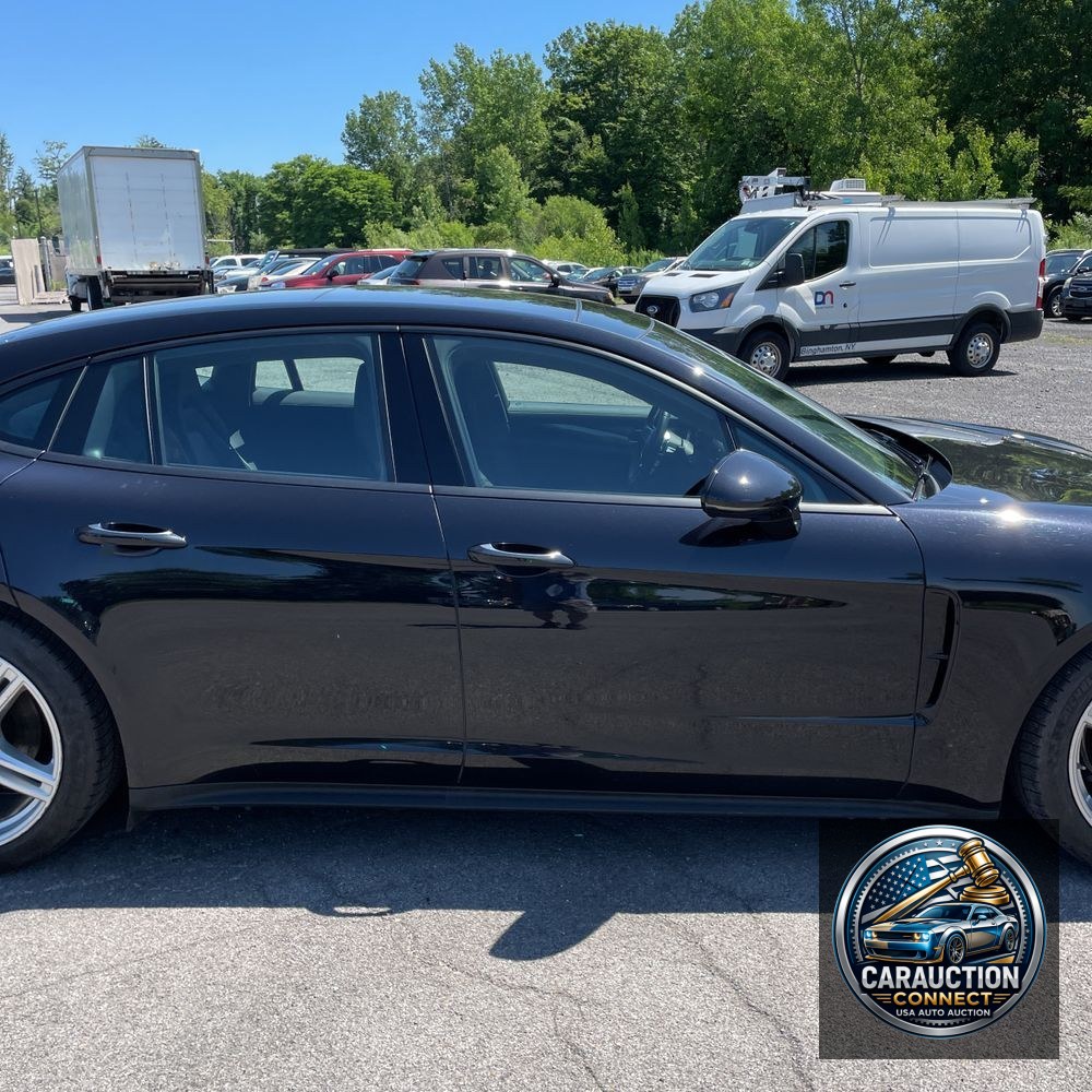 2019 Porsche Panamera 4