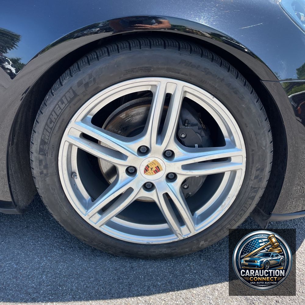 2019 Porsche Panamera 4