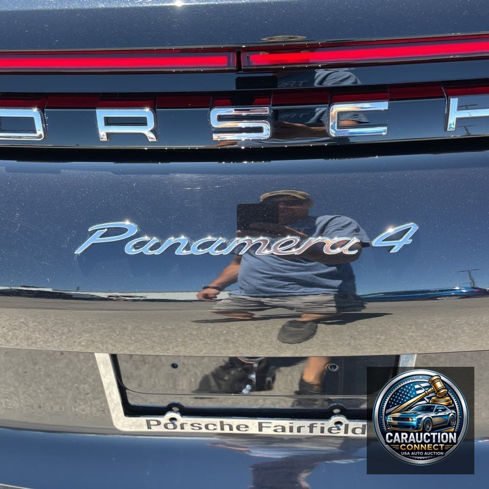 2019 Porsche Panamera 4