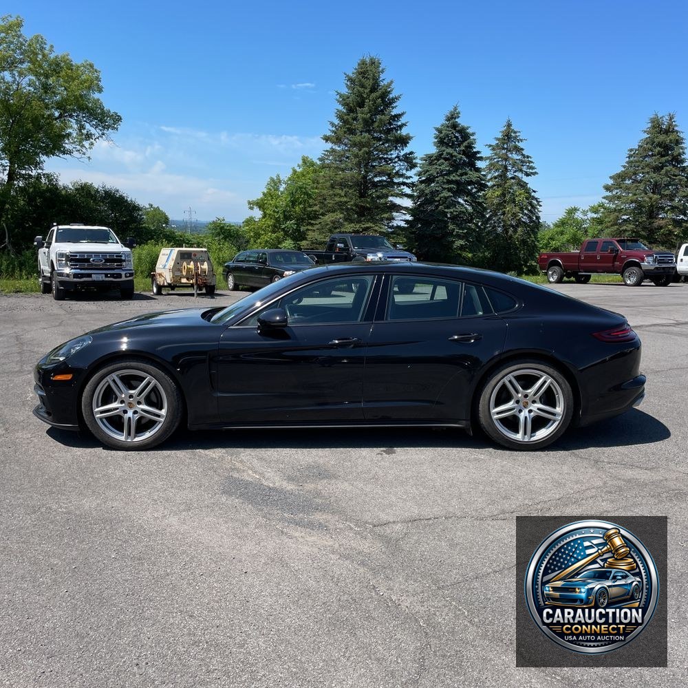 2019 Porsche Panamera 4