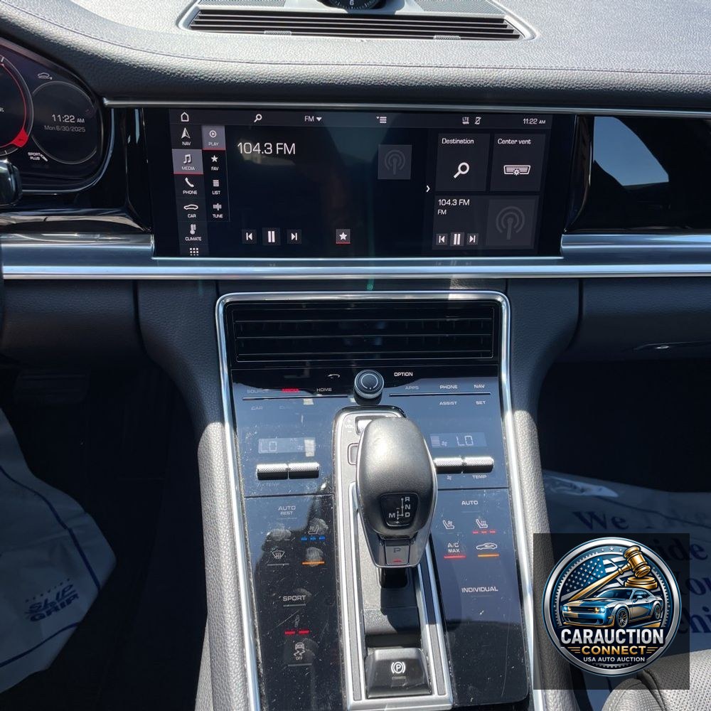 2019 Porsche Panamera 4