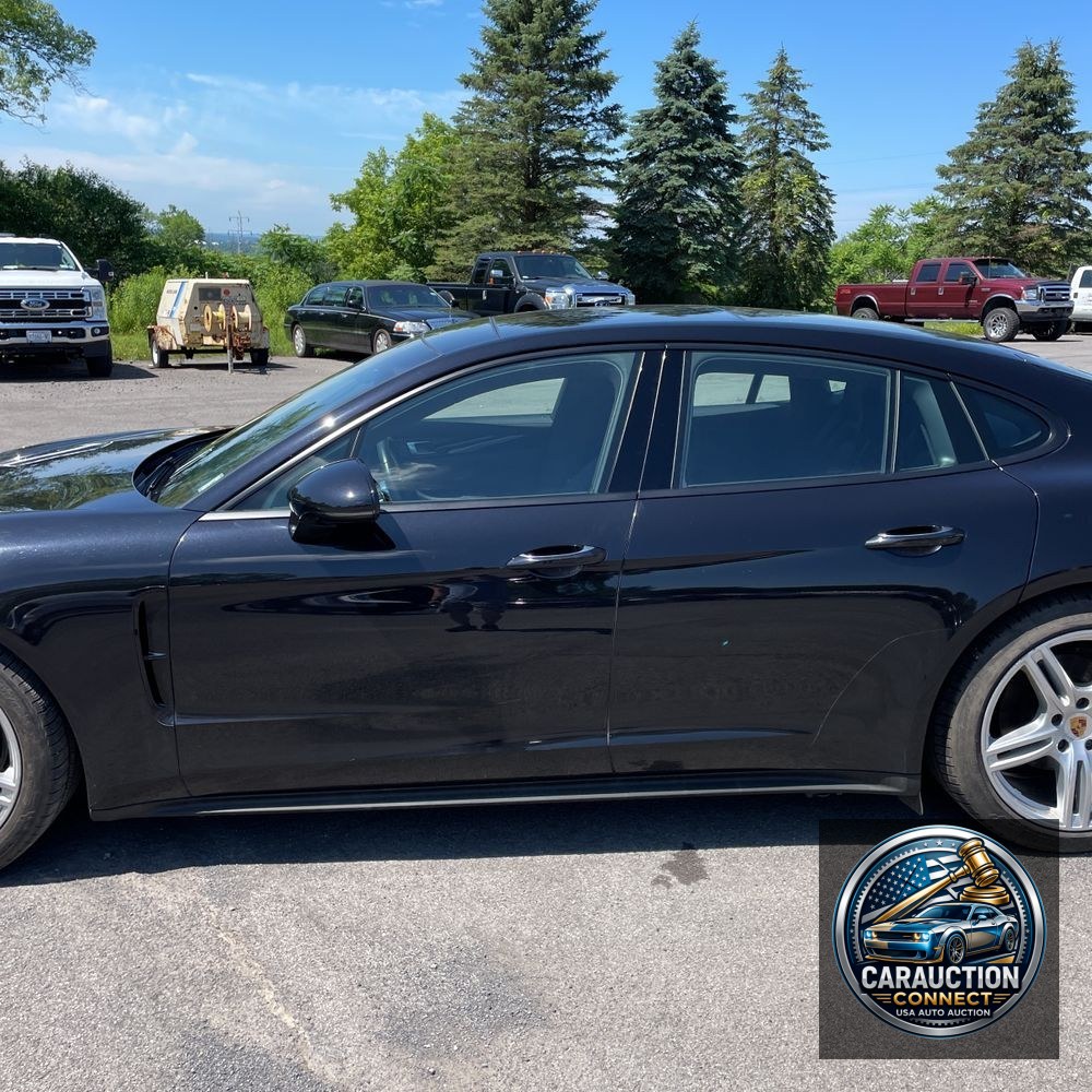 2019 Porsche Panamera 4