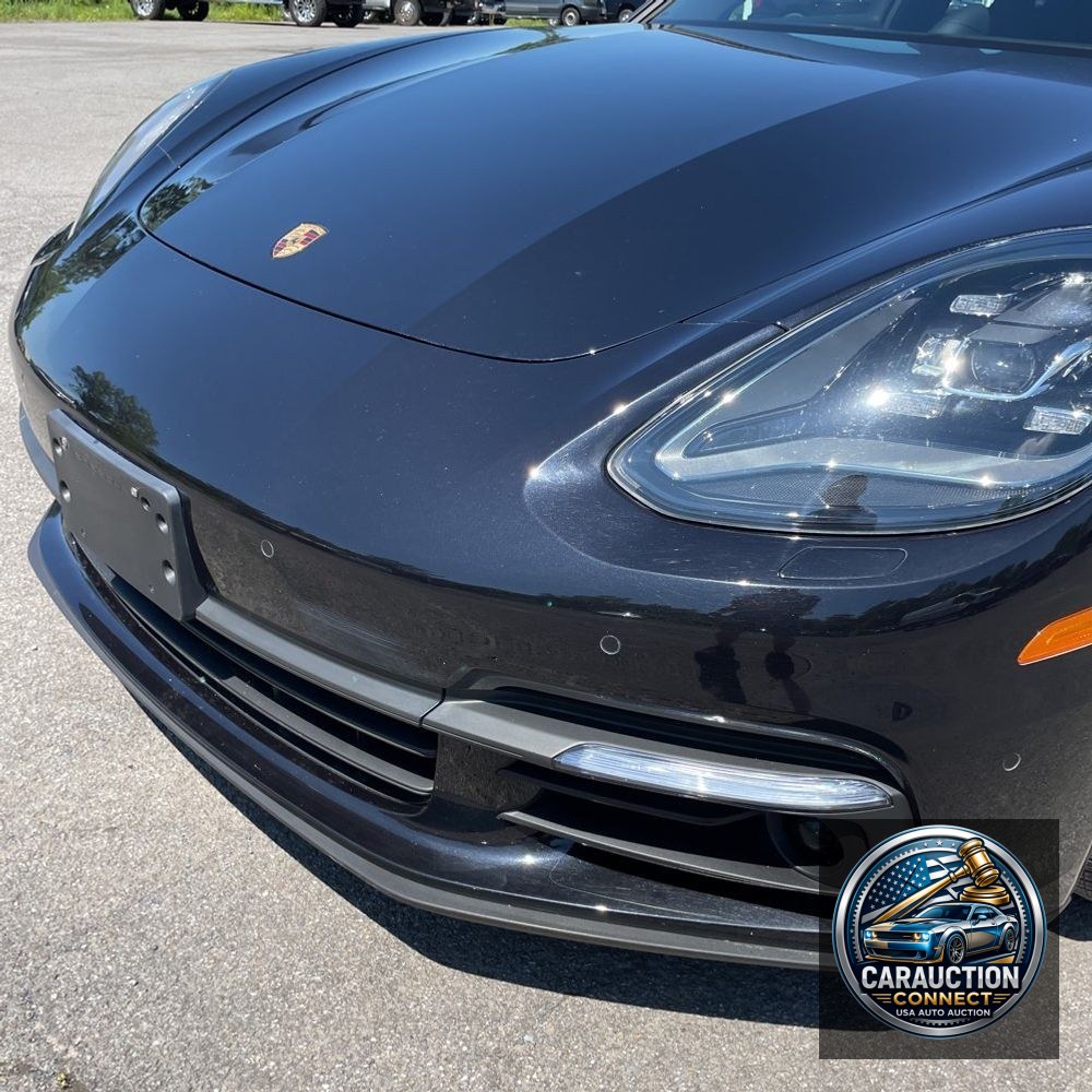 2019 Porsche Panamera 4