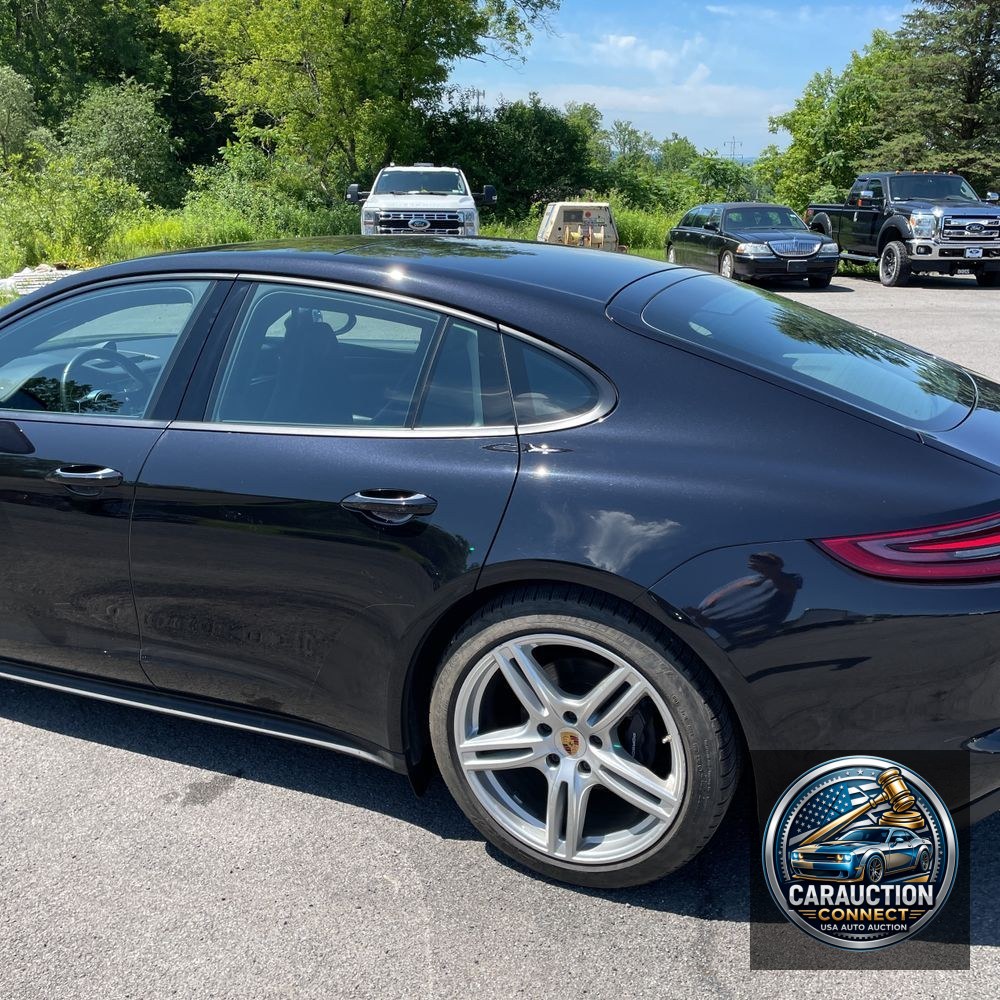 2019 Porsche Panamera 4