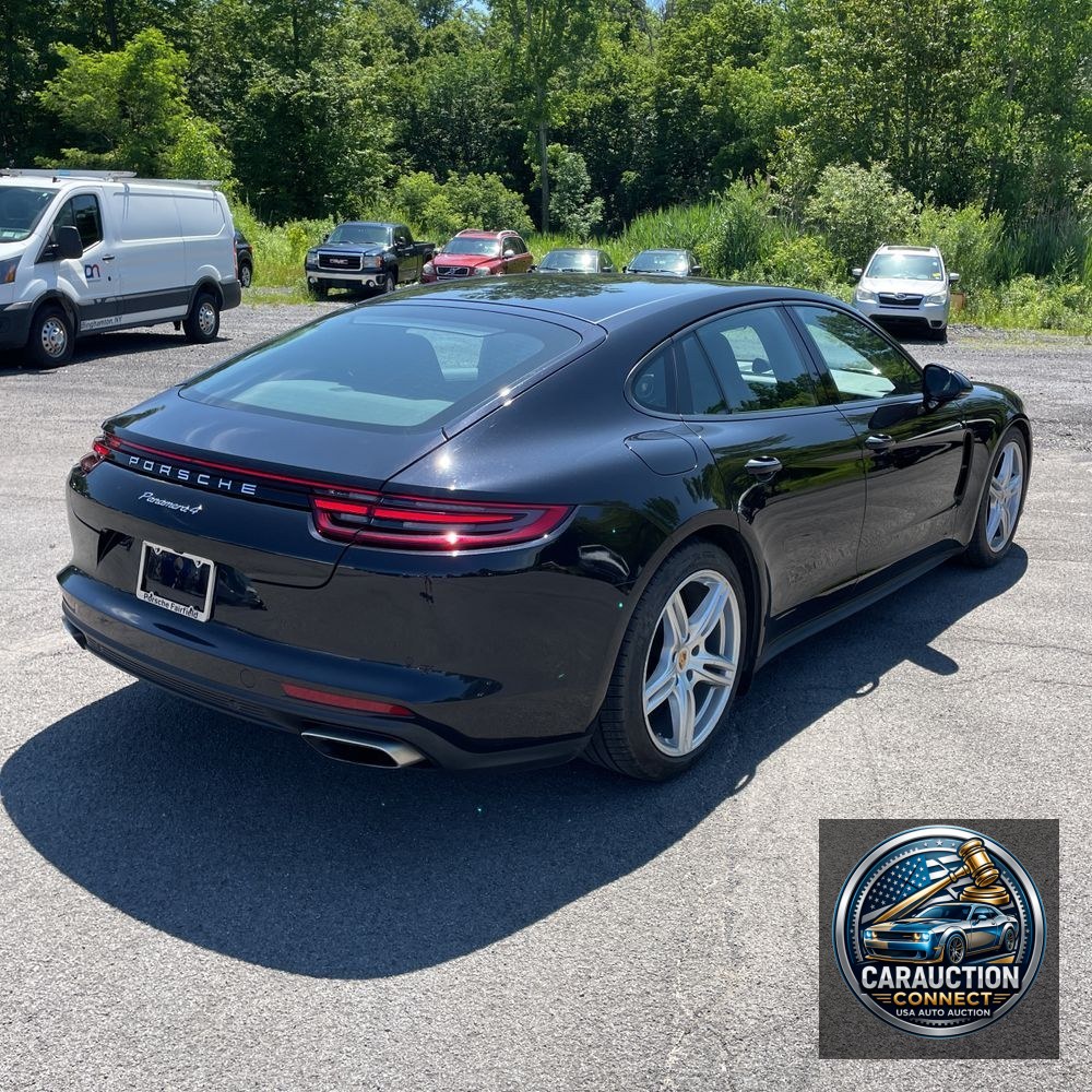 2019 Porsche Panamera 4