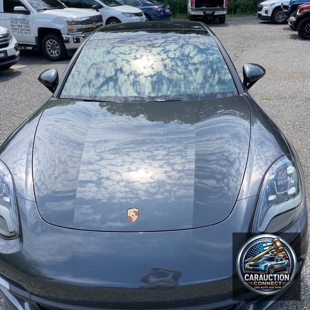 2019 Porsche Panamera 4