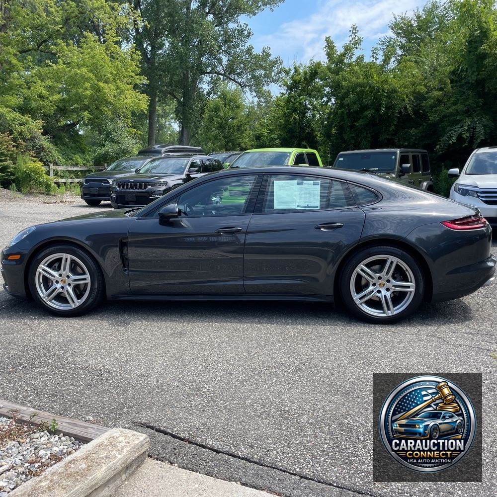 2019 Porsche Panamera 4