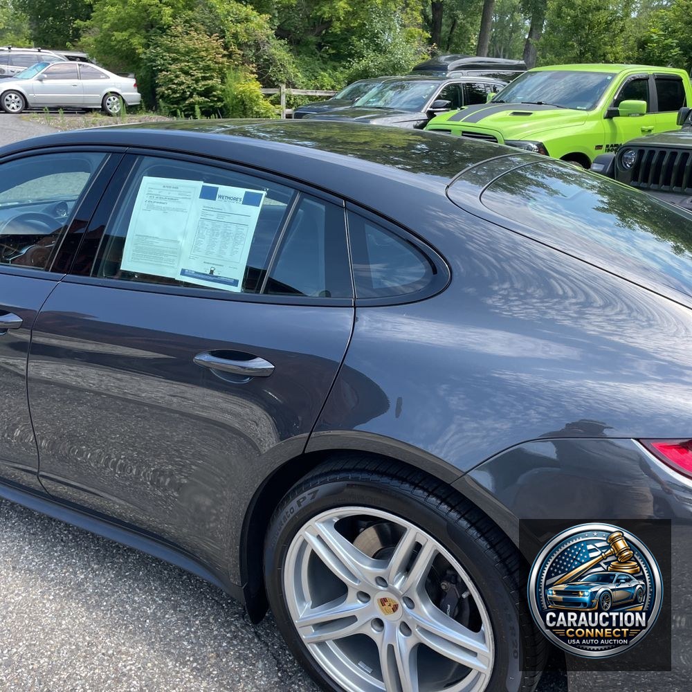 2019 Porsche Panamera 4