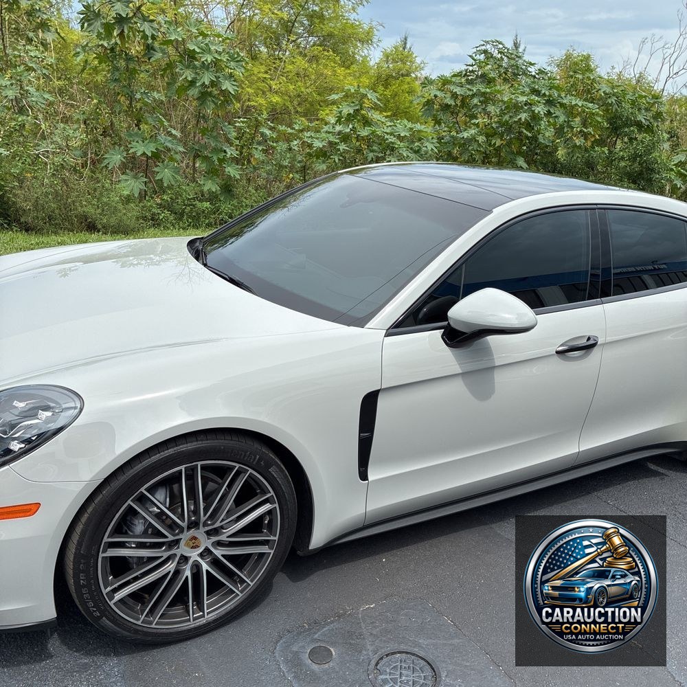 2018 Porsche Panamera Base