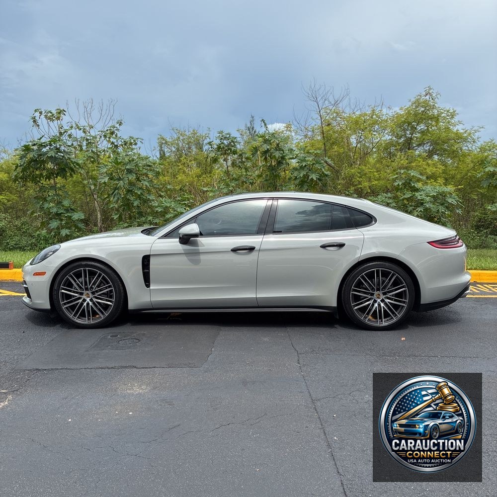 2018 Porsche Panamera Base