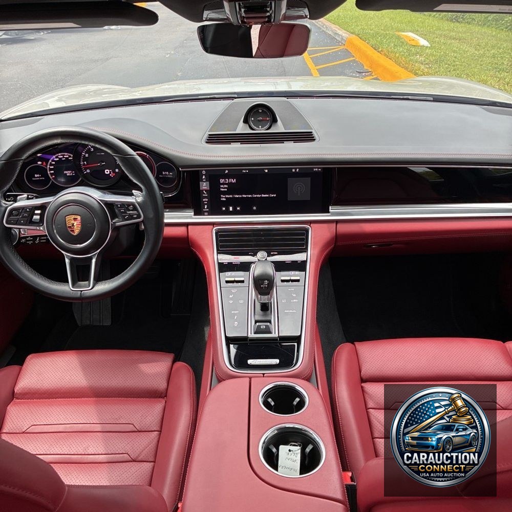 2018 Porsche Panamera Base