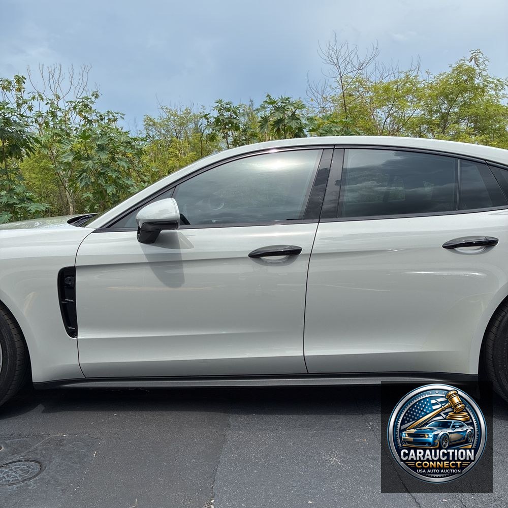 2018 Porsche Panamera Base