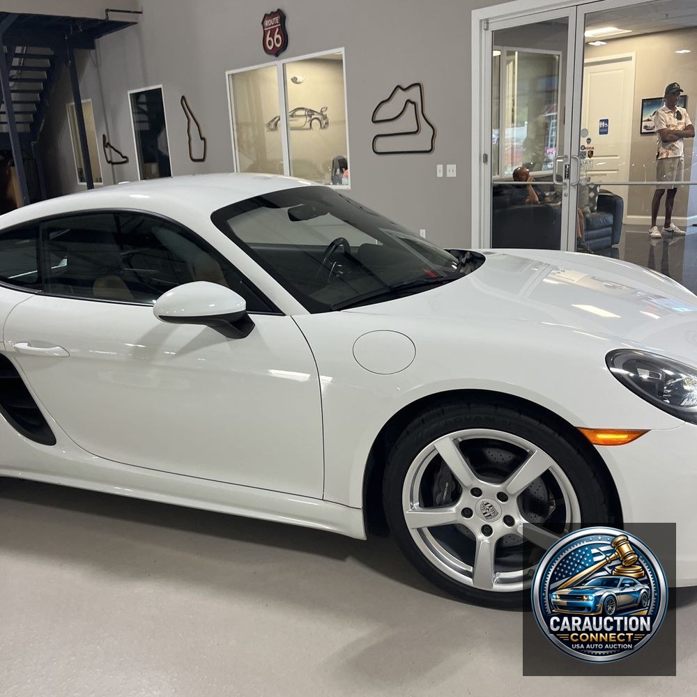 2019 Porsche 718 Cayman Base