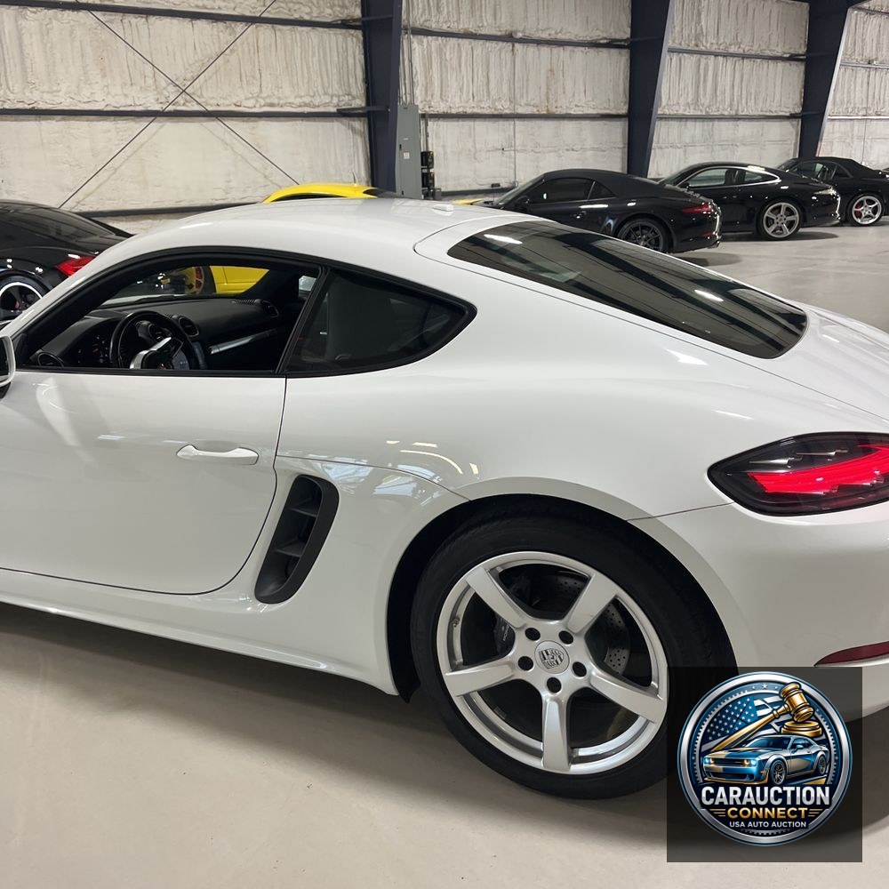 2019 Porsche 718 Cayman Base