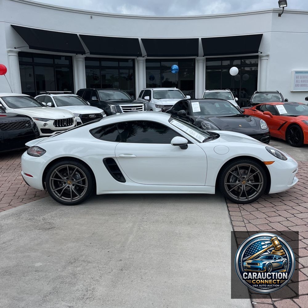 2019 Porsche 718 Cayman Base