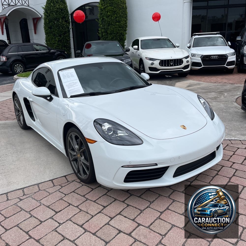 2019 Porsche 718 Cayman Base