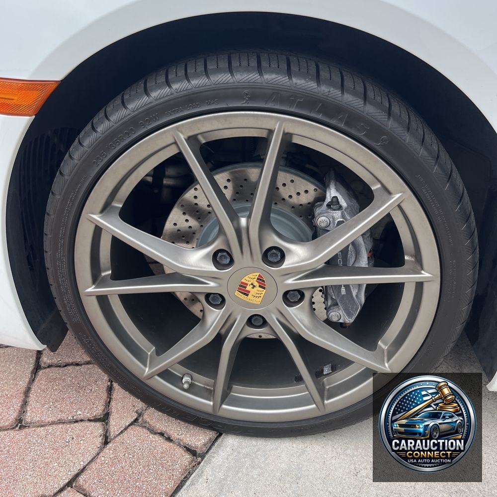 2019 Porsche 718 Cayman Base