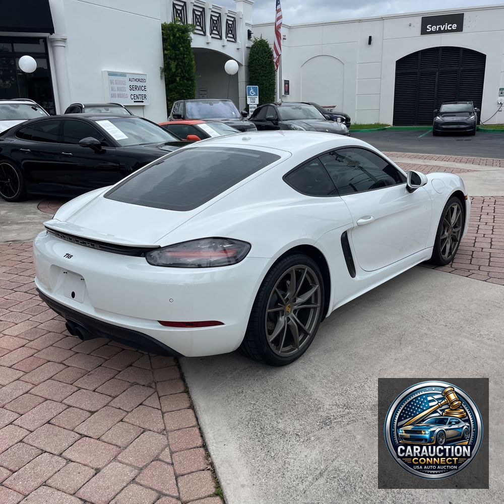 2019 Porsche 718 Cayman Base