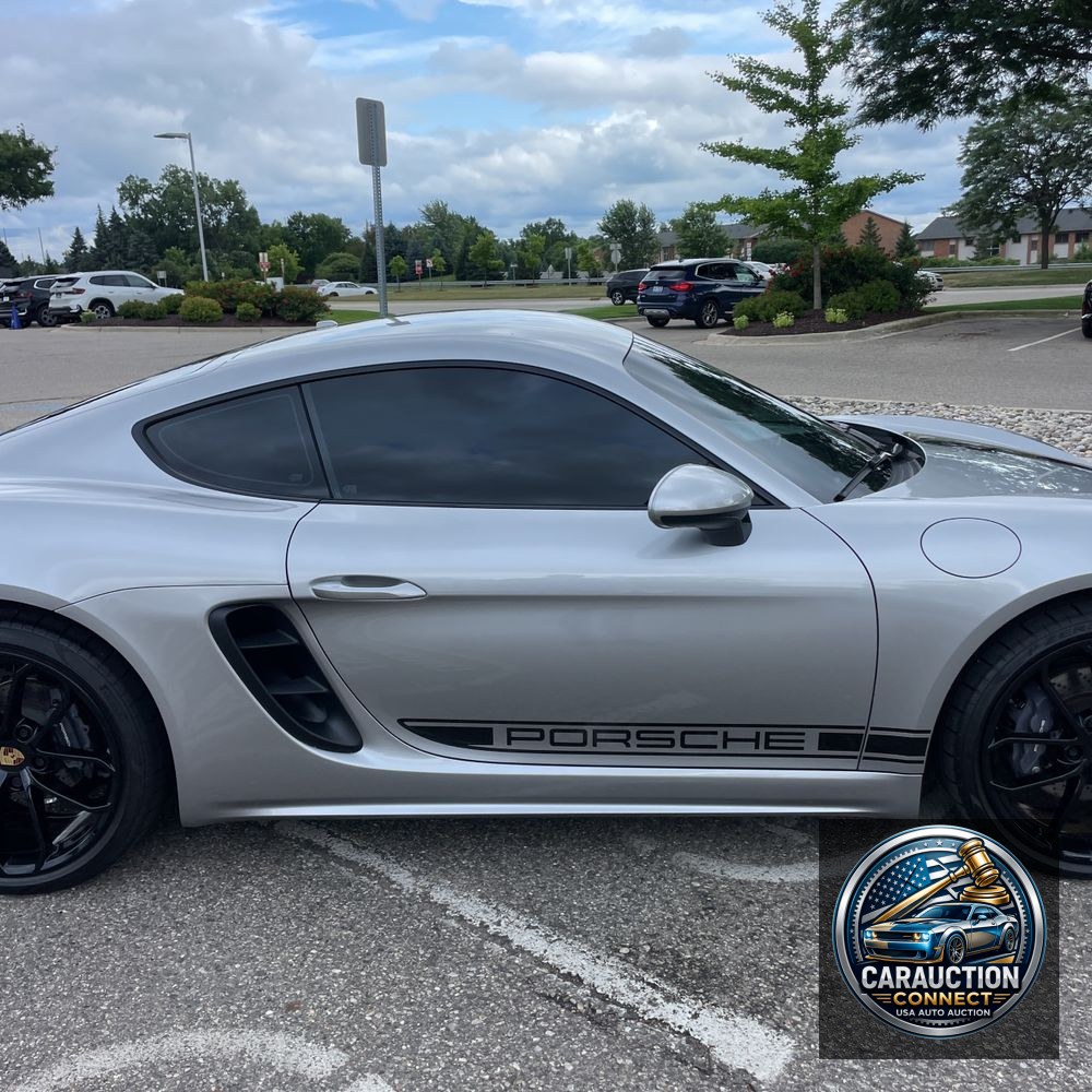2024 Porsche 718 Cayman Base
