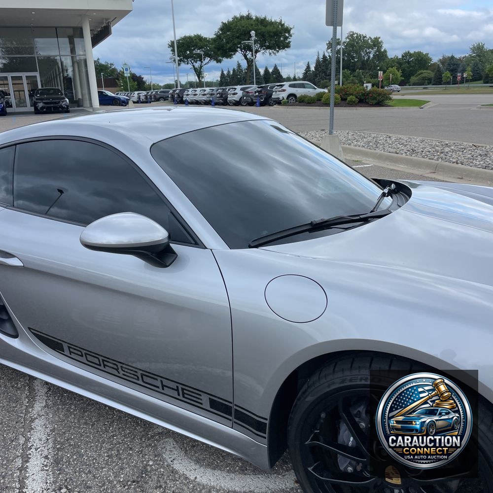 2024 Porsche 718 Cayman Base