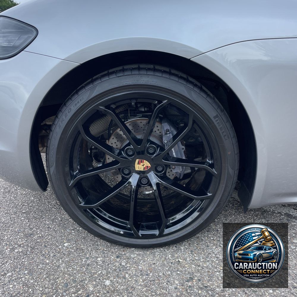 2024 Porsche 718 Cayman Base