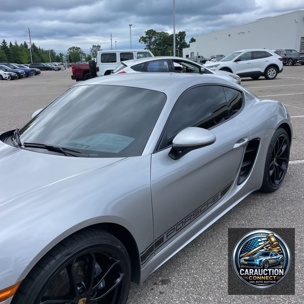 2024 Porsche 718 Cayman Base