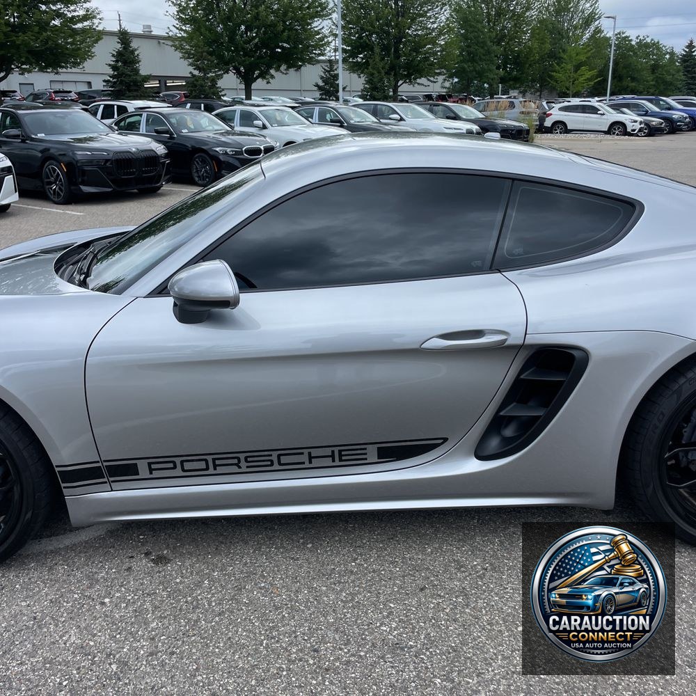 2024 Porsche 718 Cayman Base