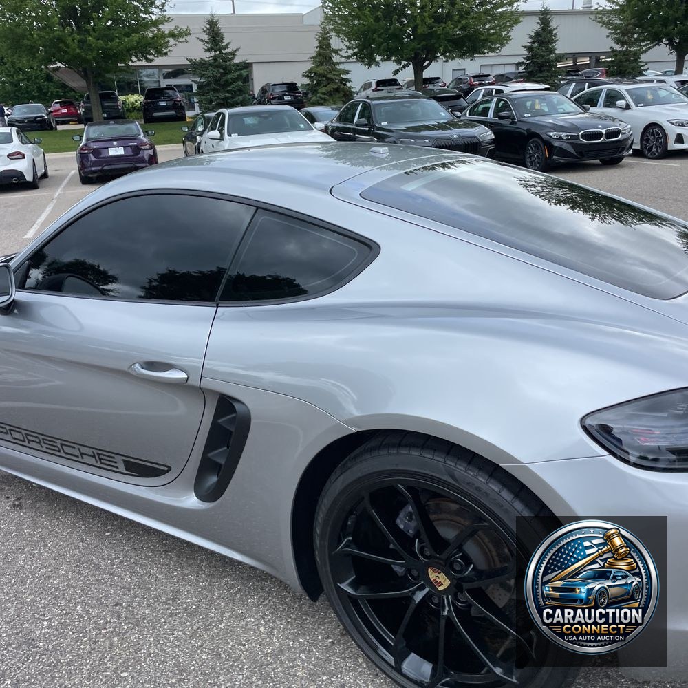 2024 Porsche 718 Cayman Base