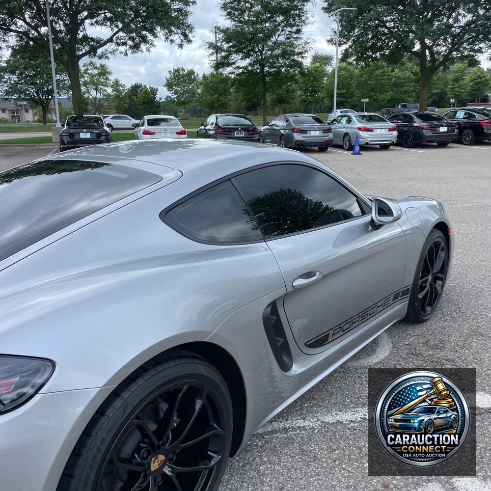 2024 Porsche 718 Cayman Base