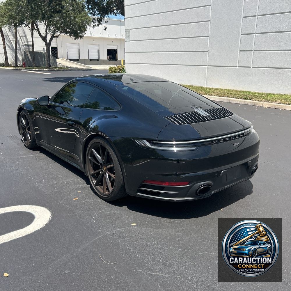 2024 Porsche 911 Carrera