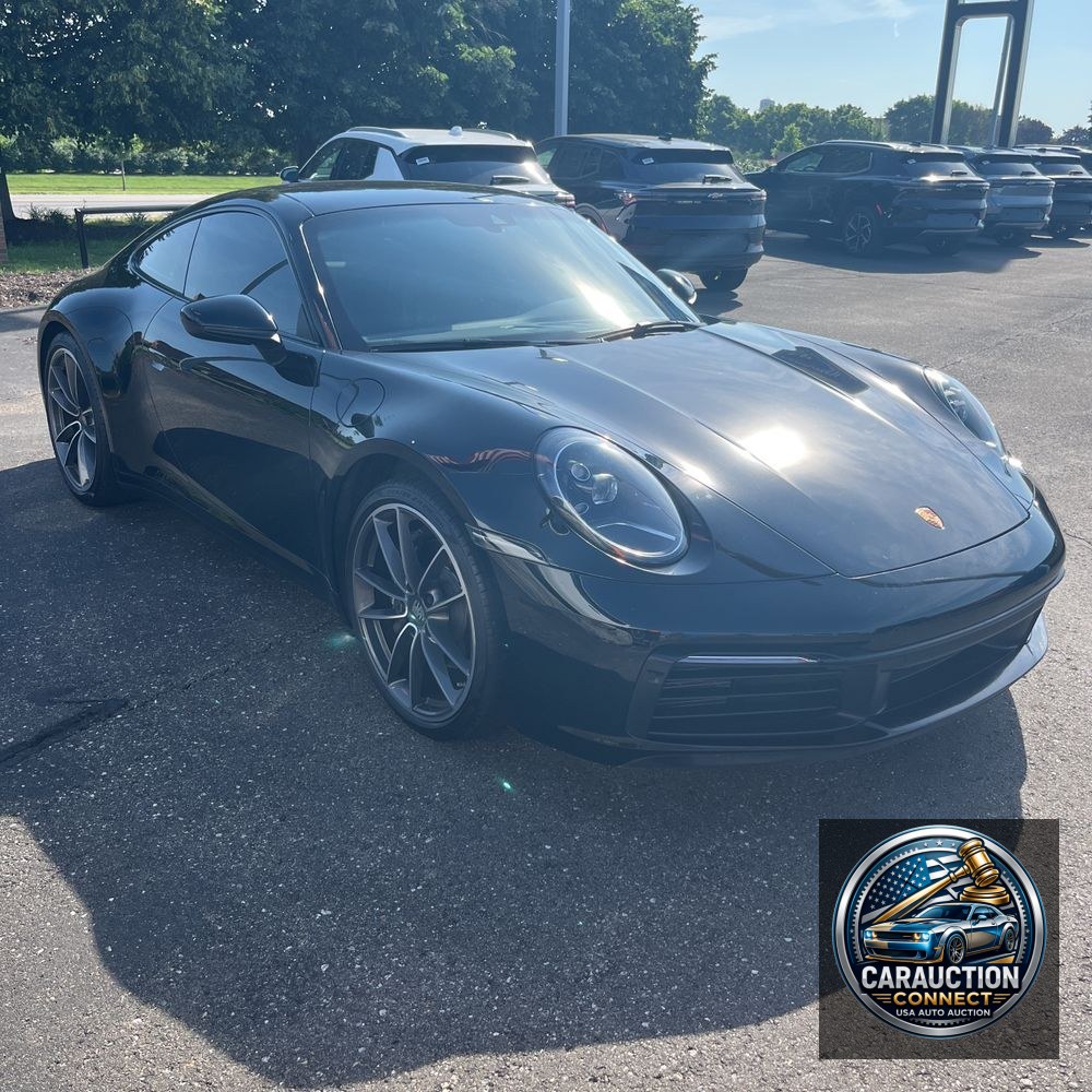 2020 Porsche 911 Carrera