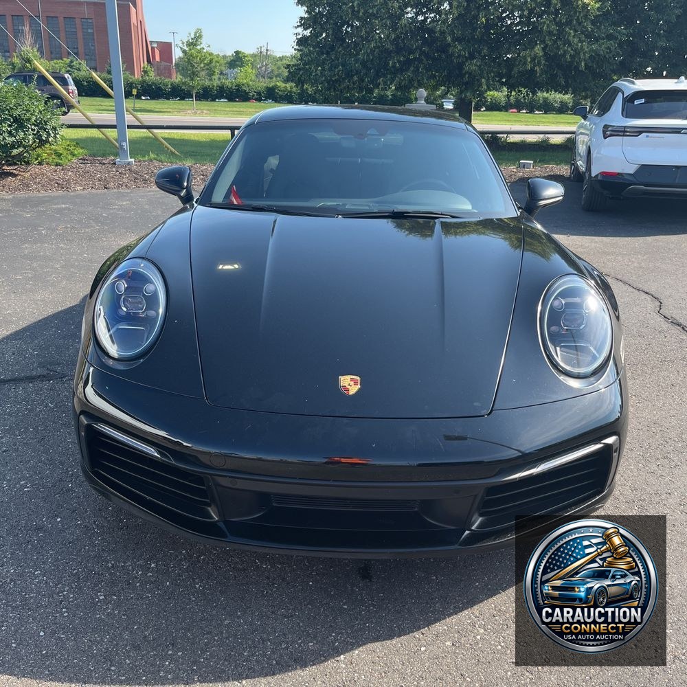 2020 Porsche 911 Carrera