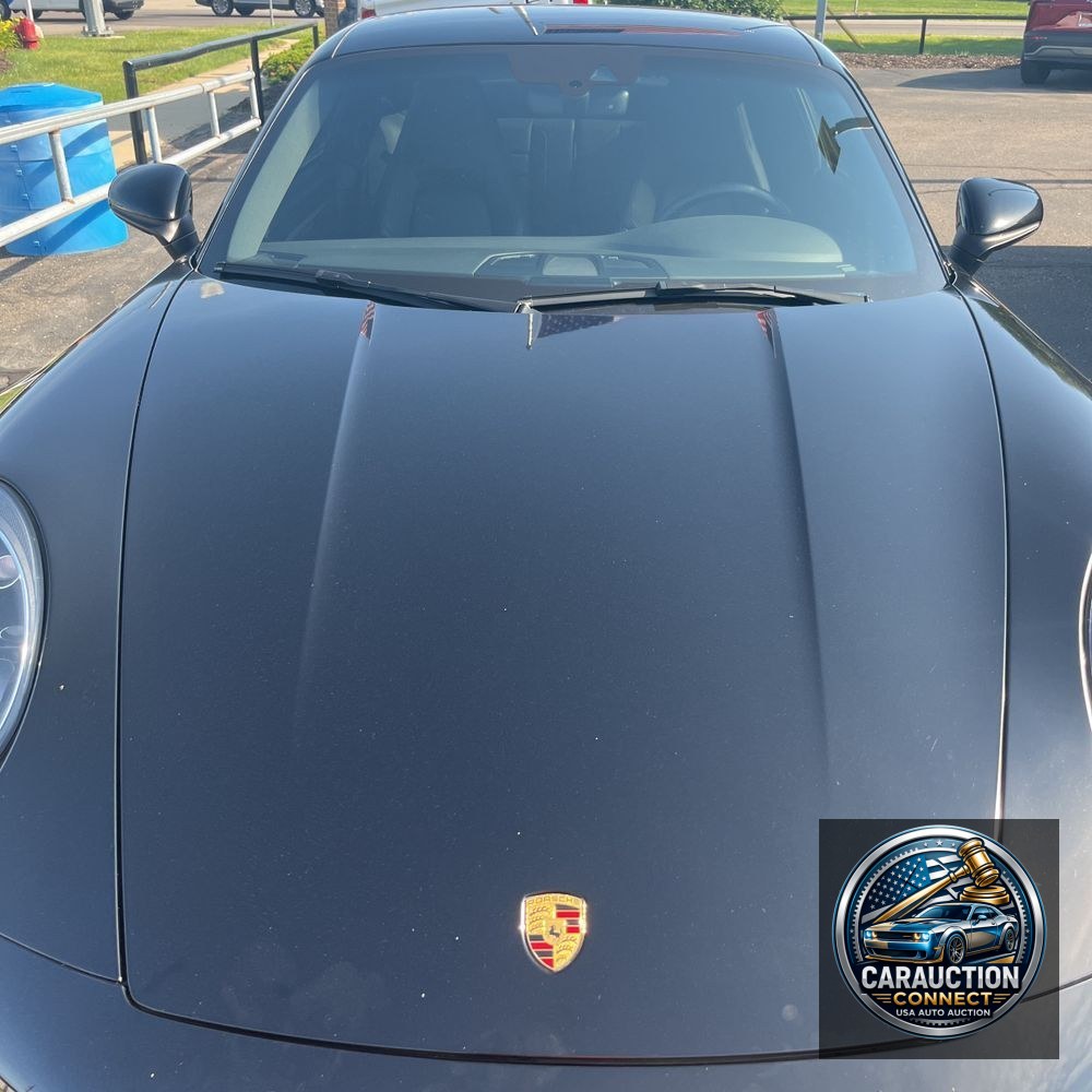 2020 Porsche 911 Carrera