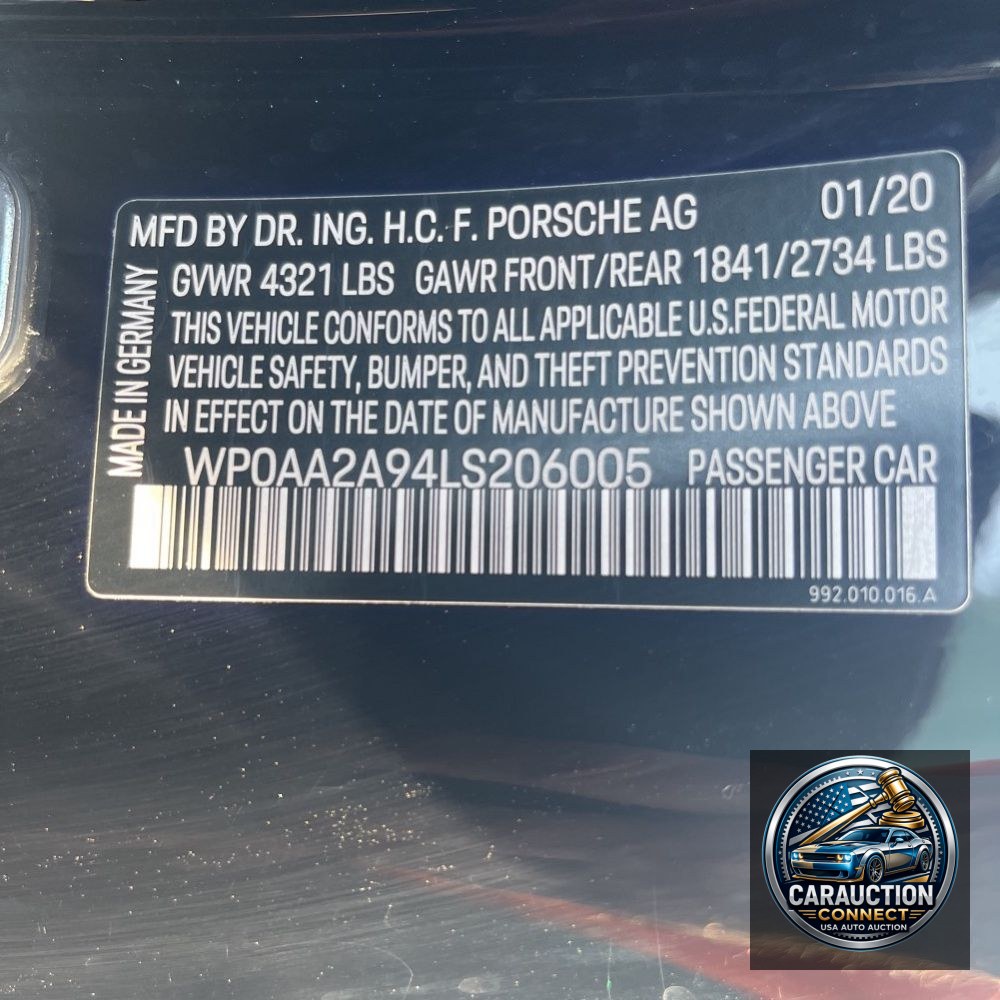2020 Porsche 911 Carrera