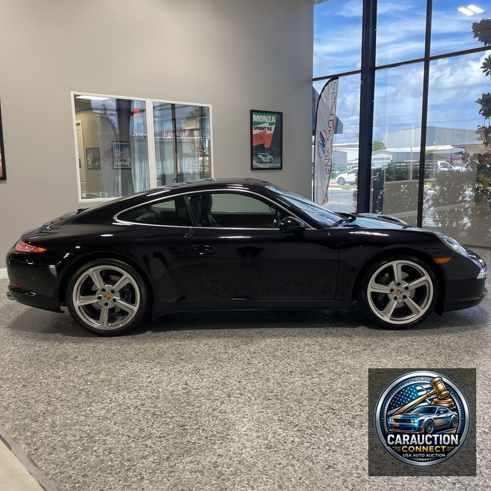 2016 Porsche 911 Carrera 4 Black Edition
